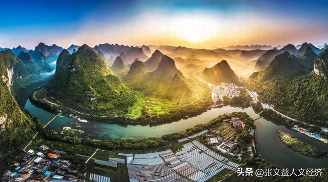 广西传奇：从花山岩画到向海经济，山水间藏着中国多元密码