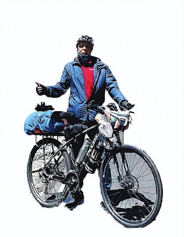 七旬老人乐在“骑”中 43天从太原骑到西藏