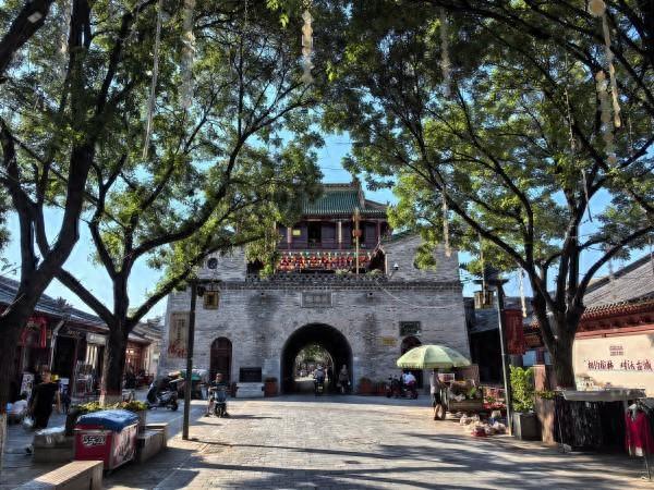 明长城榆林镇：穿越时光的烽火守望