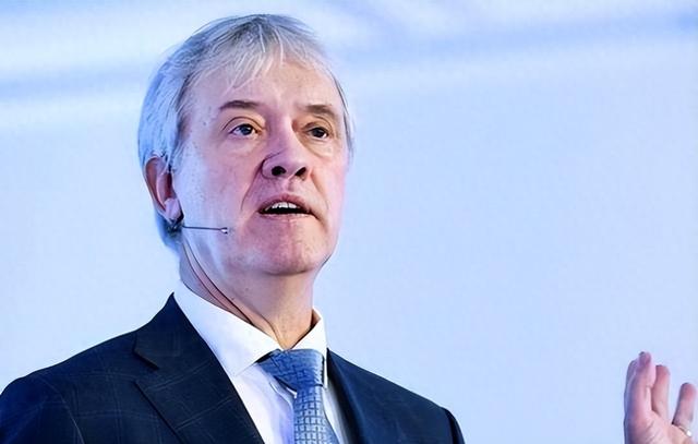 荷兰光刻机巨头：中国人太聪明了，对中国封锁西方企业先活不下去