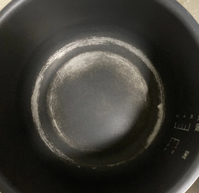 电饭煲什么内胆最好最健康？5种电饭煲内胆对比：结果一目了然