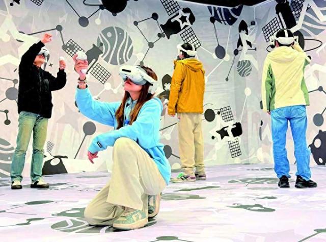 第三届哈灵模玩节登陆松江云堡未来市 超空间VR剧场解锁沉浸式狂欢