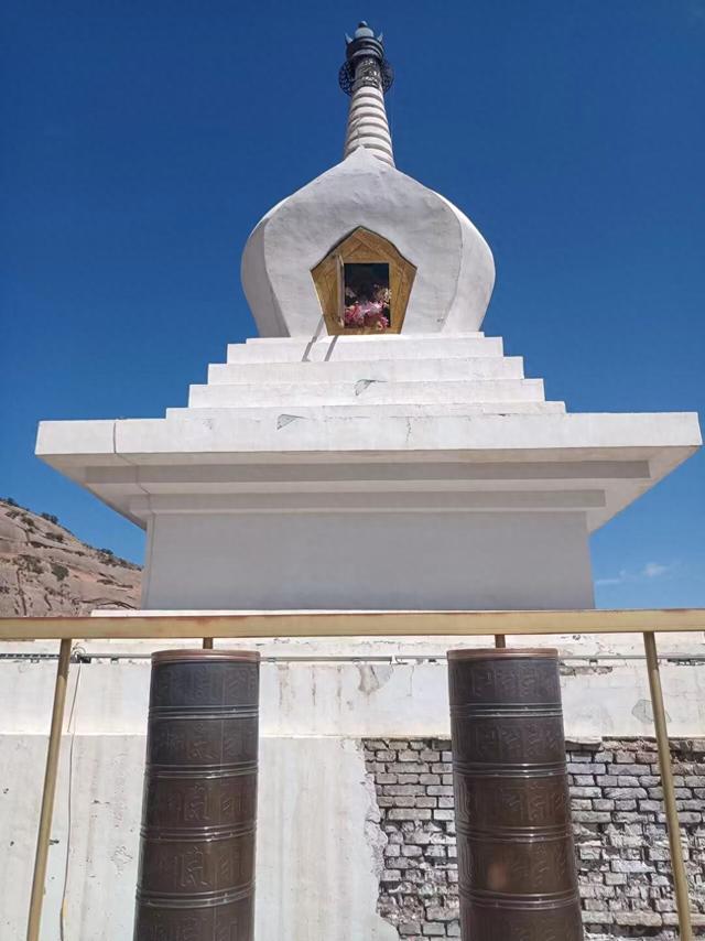 又踏甘肃地之二十三 张掖篇之二十一 马蹄寺（2）