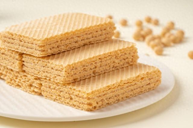 湖北特产有哪些特产可以送人的（湖北特产白色长条太神奇吃完让我上头）