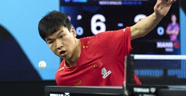 国乒4胜1负，陈幸同中断比赛仍被单局逆转，孙颖莎4-2晋级决赛了