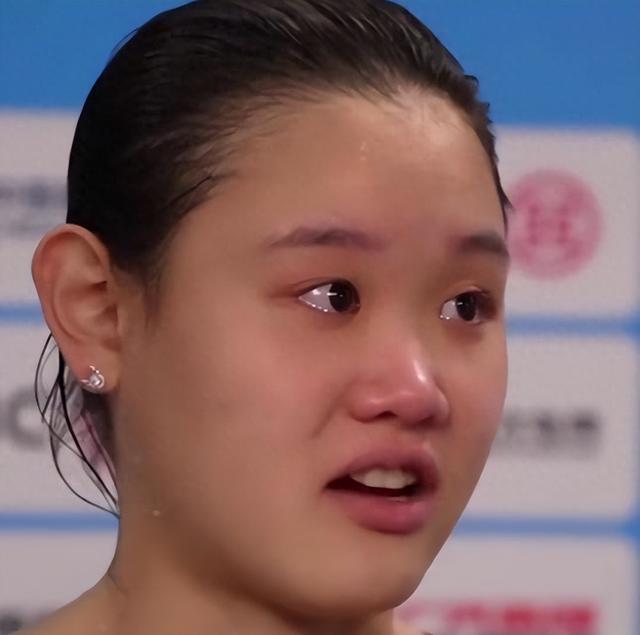 张家齐退役后直播带货，被嘲忘本又掉价	，好友全红婵空降礼物支持