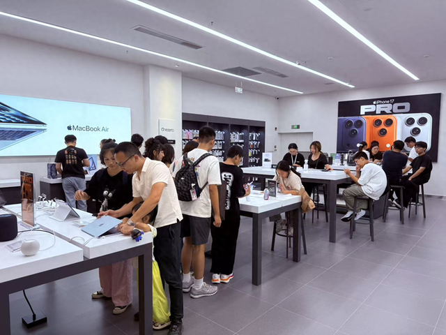 武汉市首批33家电信营业厅受理eSIM手机业务