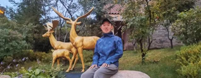 稳定工作6年！自闭症儿子最近签下无固定期限合同，我铺路28年