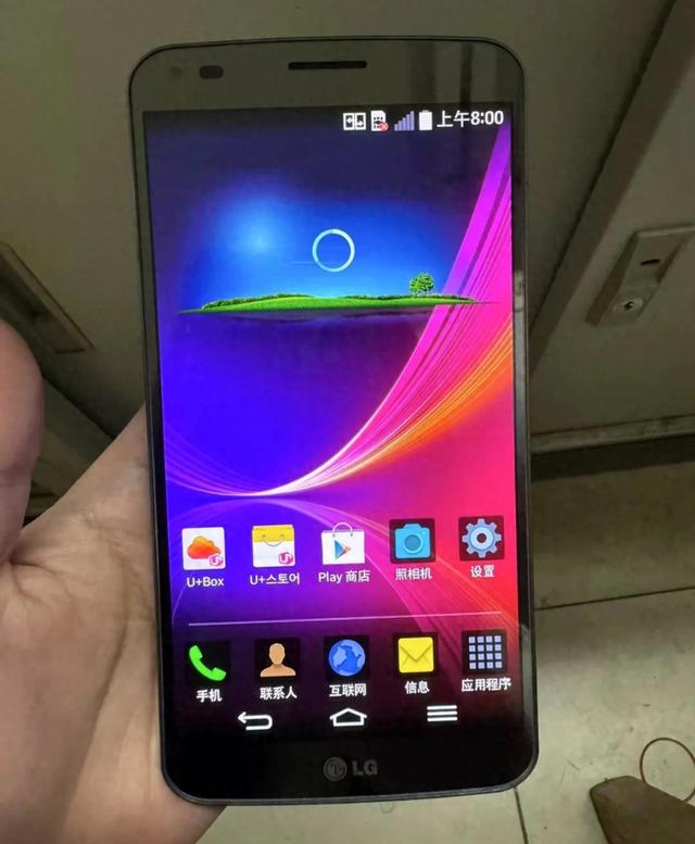 史上最奇葩的“洋垃圾”手机，6寸屏幕是“弯”的！二手59元