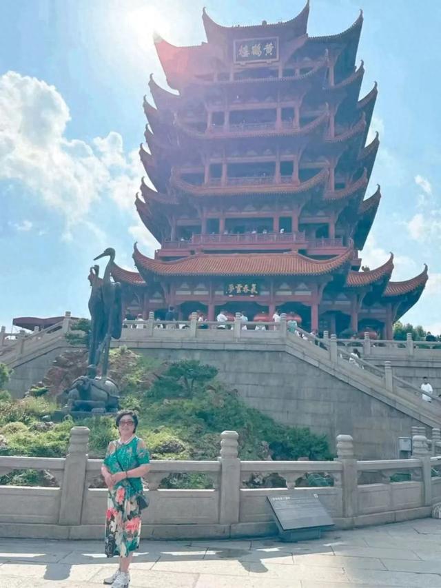 湖北行之四：游黄鹤楼 | 作者 卢秀莲