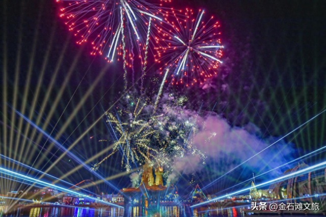国庆怎么玩？逛这几处就赚了！