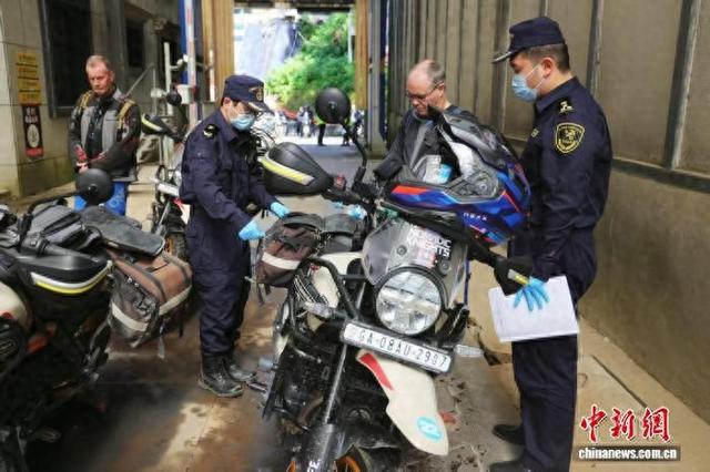 西藏樟木口岸入境游旅客翻倍增长