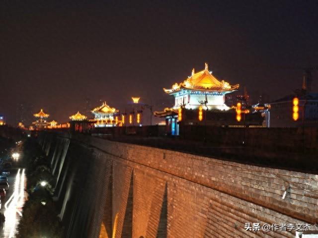 长安月照千年路，历史人文常回响