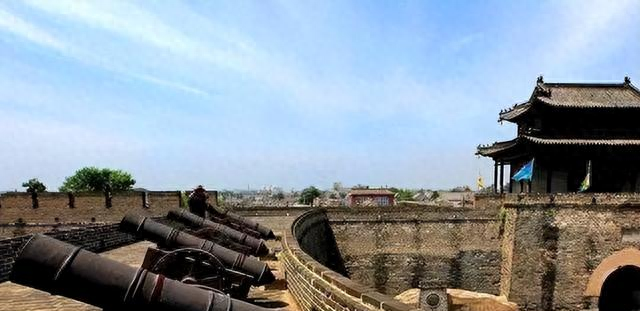 如果当初采纳梁思成先生的方案，北京将是世界上最宏伟的千年古都