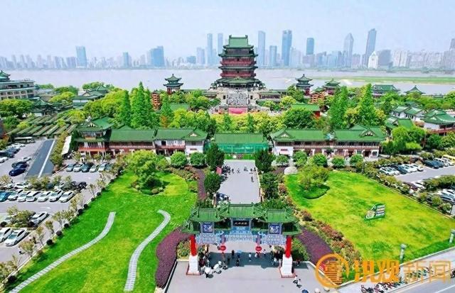 4月1日起，滕王阁旅游区优化免票人群入园流程