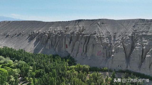 新疆吐鲁番市葡萄沟景区大力推进文旅融合发展