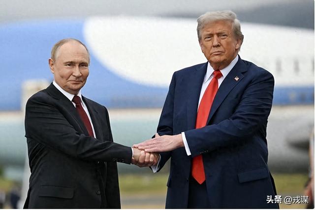 美俄迈阿密密谋和谈	，乌克兰领土换和平！泽连斯基敢掀桌子吗？