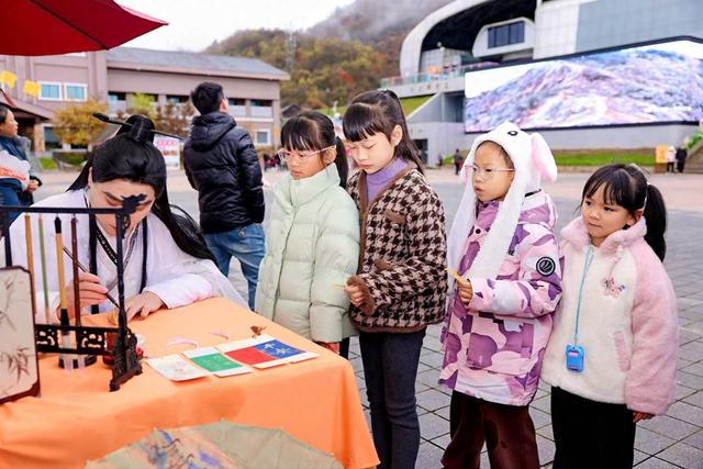 免票优惠+研学活动，成都“秋假”掀起出游热潮！