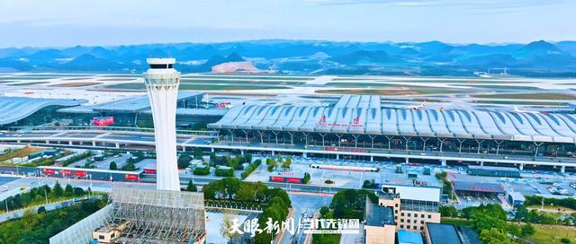 “支支串飞”航线加密焕新！贵阳机场单日旅客吞吐量纪录两度刷新