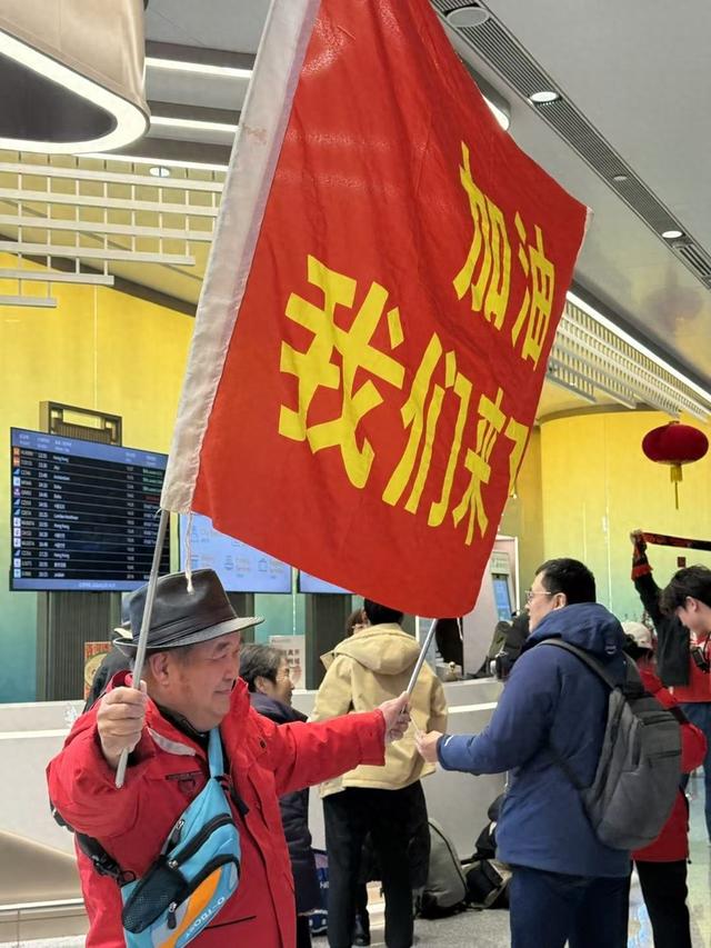 被球迷的热情感动 U23国脚：争取下次拿个冠军回来