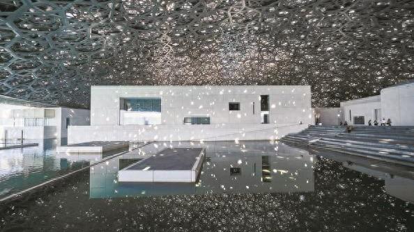 当“诗和远方”插上科技的翅膀，“科技游”从小众探索走向大众消费