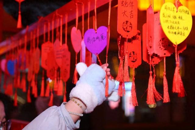 百余场特色活动启幕跨年盛典 宁夏金凤区打造高品质节庆体验