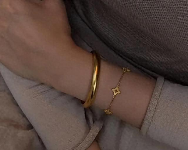 一生只戴一只金镯子，你会选择哪一款  水贝黄金爆火的7款黄金