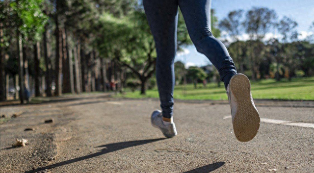 冬天躲被窝错了！跑步最该坚持，原因原来这么多