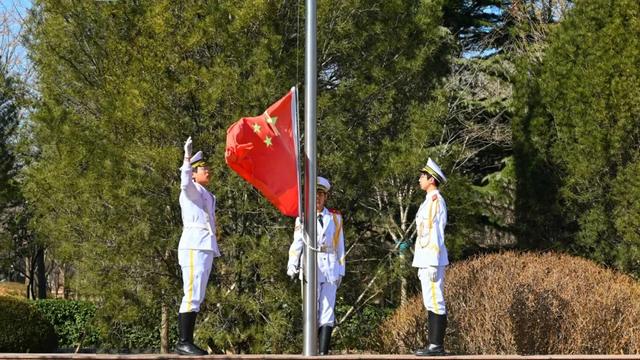 国旗下演讲 | 竞争伴成长,向阳再出发
