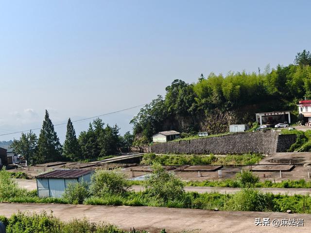 仙居县路口村，山长青水长东，繁华落寞皆生活