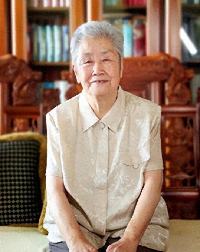 她曾担任中纪委副书记，离休16年后仍骄傲的说：我办的案都是铁案