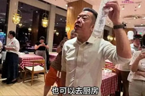 风水轮流转，今年到我家！S家、西贝上赶着送流量，汪小菲赢麻了