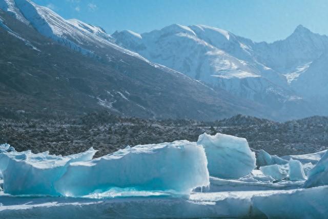 阿尔卑斯山脉在哪个国家（阿尔卑斯山脉）