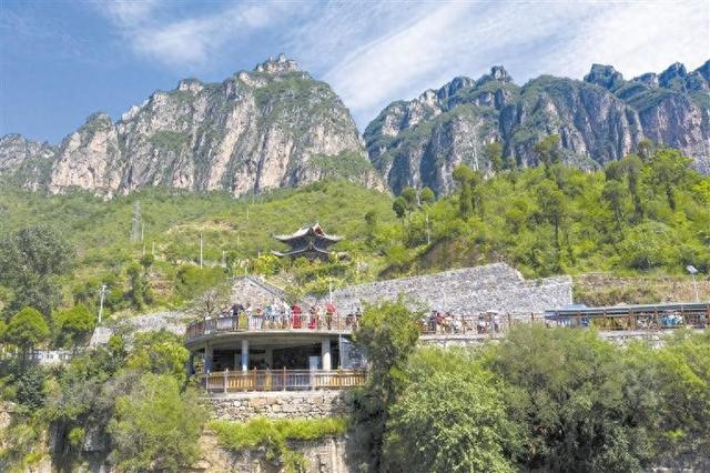 千山越过 尽是坦途