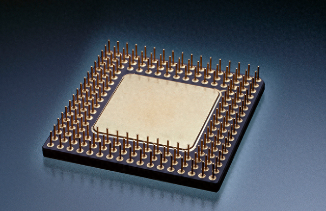 特朗普拉响倒计时，18个月后对中国征新关税，这次目标很不一般