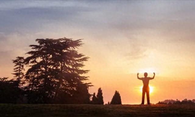 人没本事，一看就知：没本事的人，身上都有这3个毛病	，非常准！