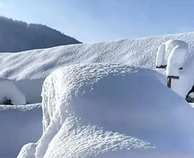 新疆大雪封山？冬季徒步注意事项全攻略，确保你安全畅游雪域仙境