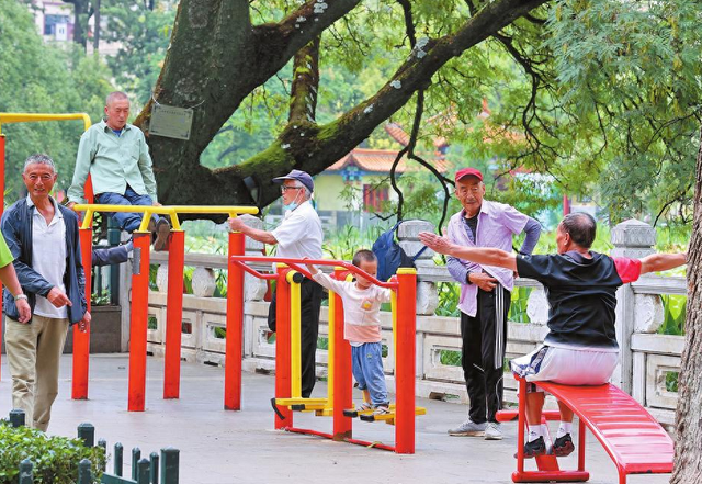 户外运动产业的“春城图鉴”