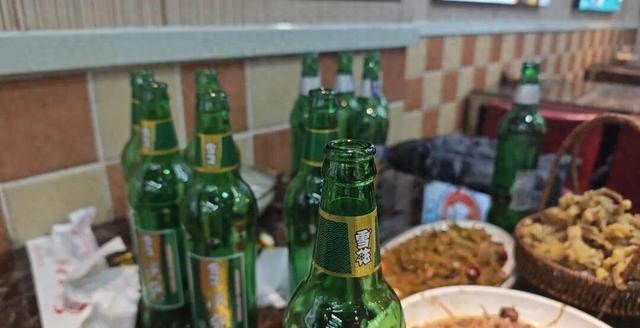 当天湖、龙山泉成功打入沈阳市场，是不是意味着雪花已经告别神坛