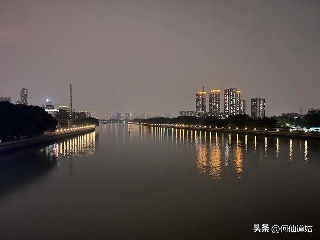 夜行珠江堤