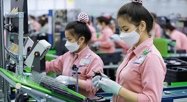 亚洲第一个倒下的国家即将出现，曾比肩中国，如今在走日本的老路