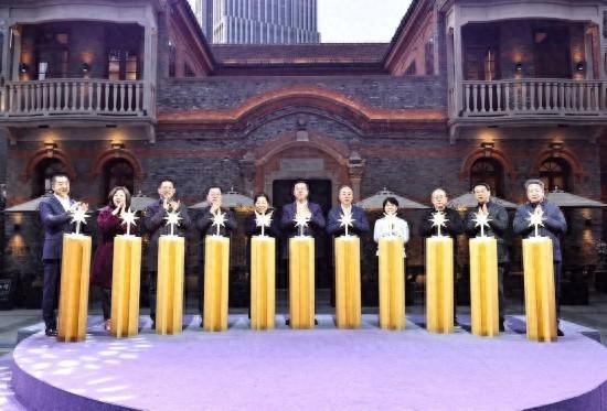 海派灯会点亮“乐游虹口中国年”，虹口打造一站式文旅商体展新春潮体验