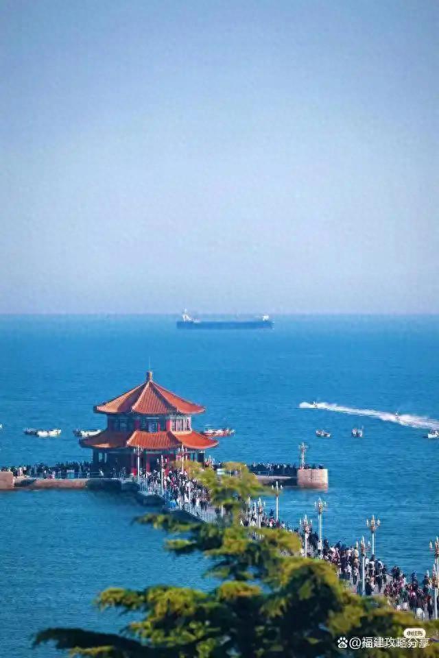 青岛的浪漫，一半是海给的，一半是德式建筑给的，太有风情了！