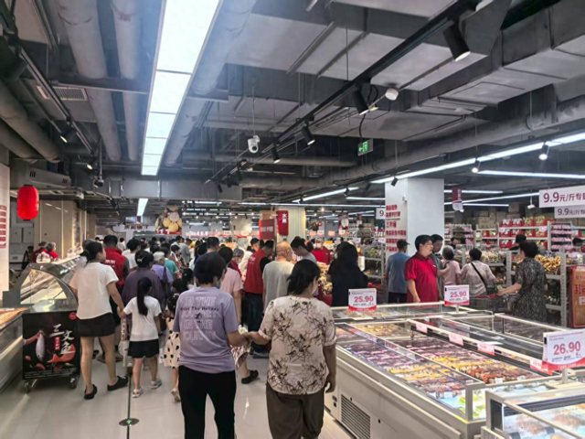 京东涿州首店开业 美团阿里加速布局 零售巨头角逐硬折扣超市