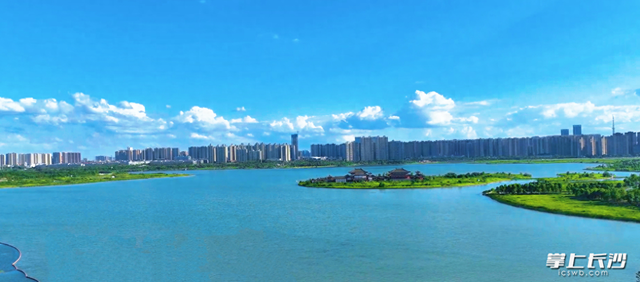 清波荡漾处 星城澎湃时