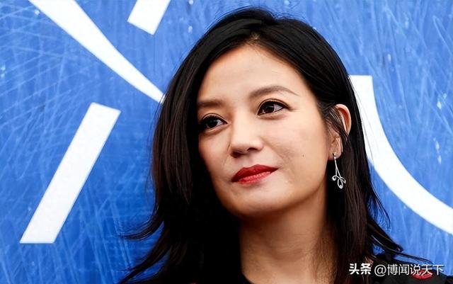 “封杀	”4年后	，49岁赵薇财力现状被扒，结果估计和你想得不一样
