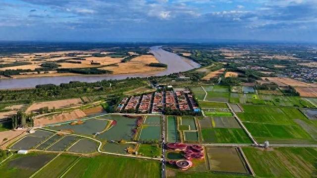 一脚踏进黄河画卷，济阳的秋冬太“上头”