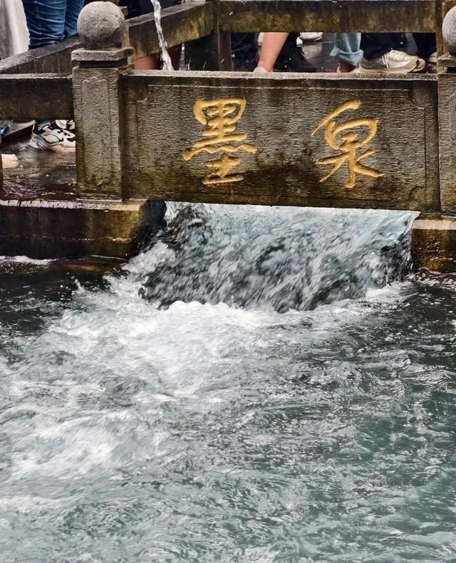 这样的济南，第一次见！