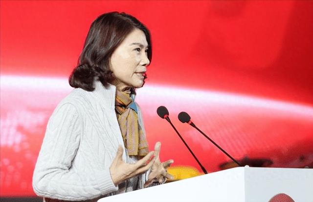 又一间谍曝光！拿华为600万年薪，带领13人偷机密，早就加入美国