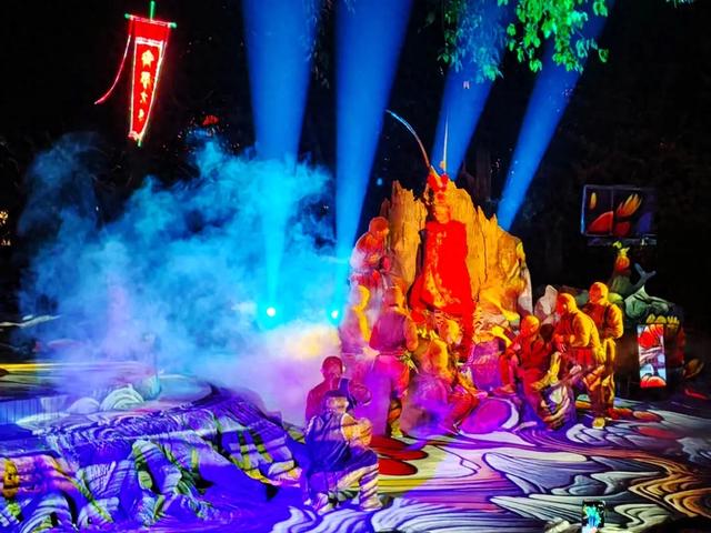 贵州：畅游安顺风光，感受黔中民俗！